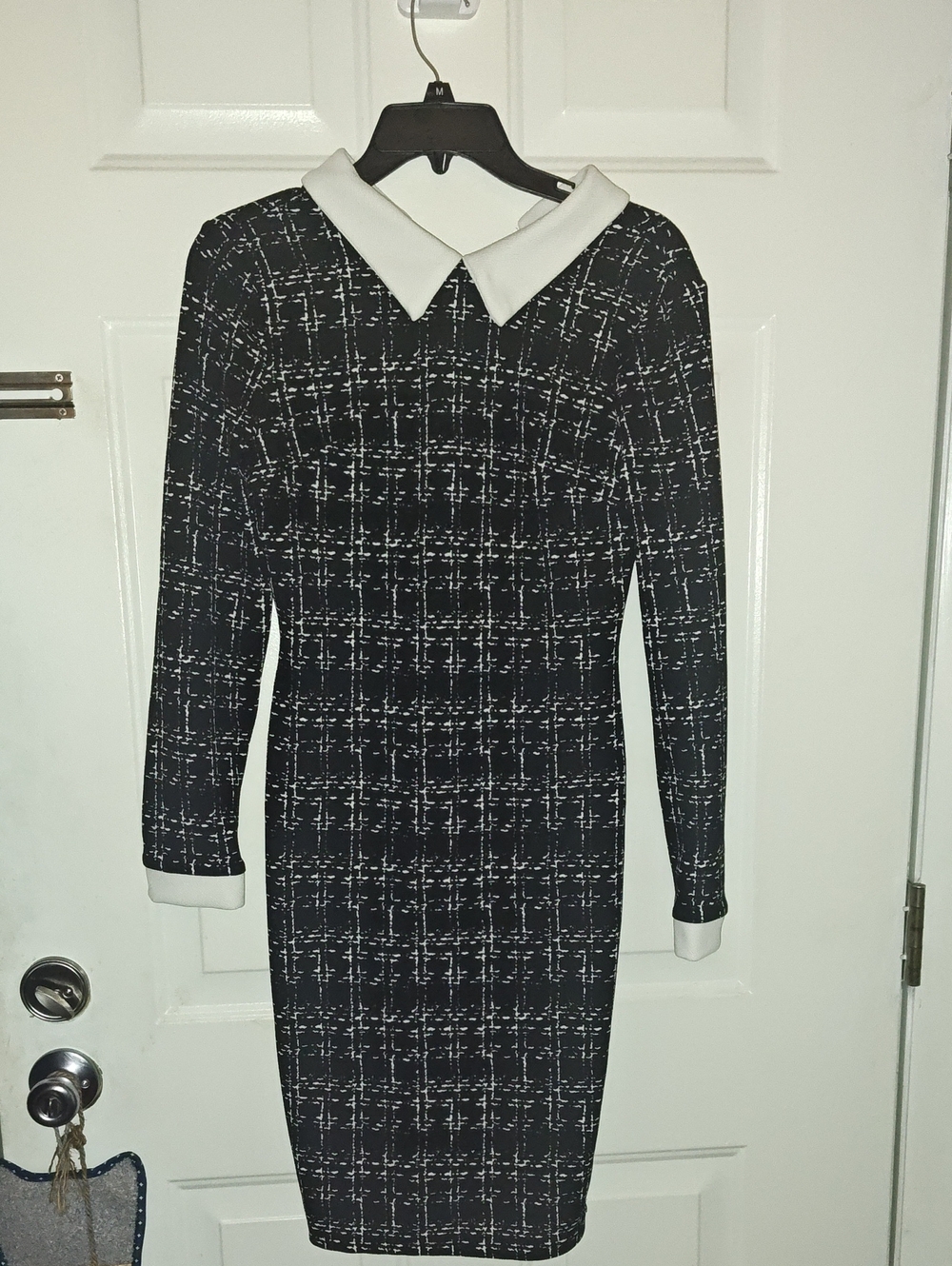 SHEIN Black and White Long Sleeve Collared Sheath Dress